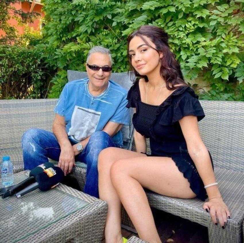 Ece Ronay'dan ilginç paylaşım! ''Mehmet'i boşayacağım!''