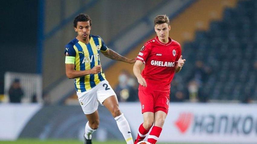 Dünkü mağlubiyetten sonra iki ayrılık! Mesut Özil, İrfan Can Kahveci, Mert Hakan derken...