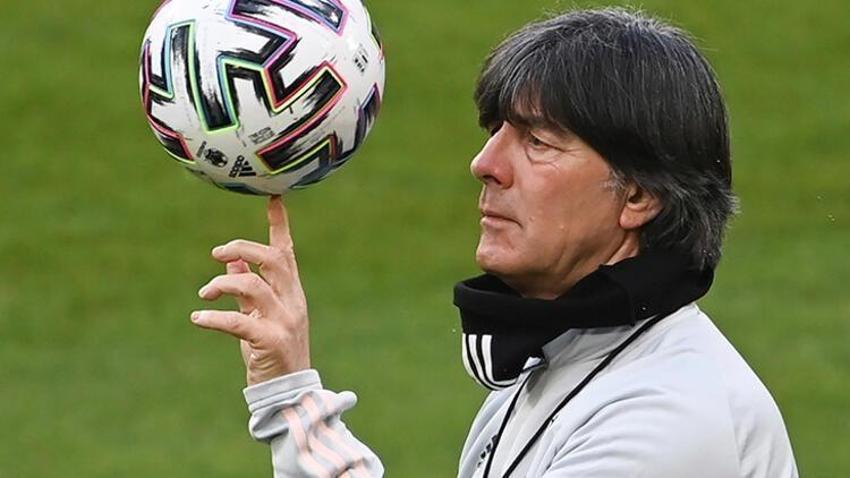 SON DAKİKA! Beşiktaş'ın yeni teknik direktörü belli oldu! 'Ahmet Nur Çebi'ye hayırlı olsun...'