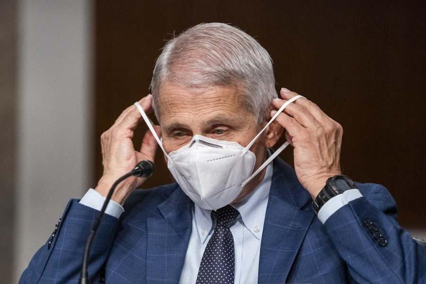 Doktor Anthony Fauci'den skandal sözler! Mikrofonu açık unutunca...