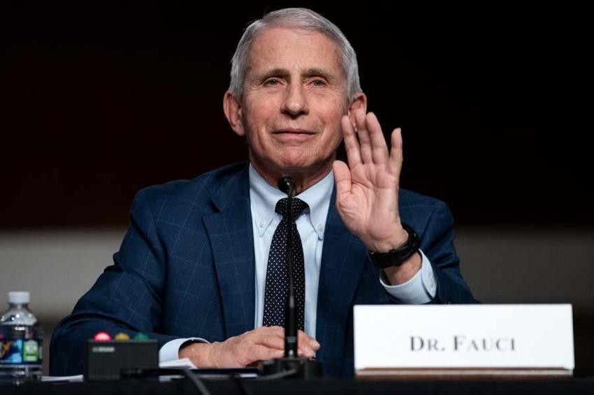 Doktor Anthony Fauci'den skandal sözler! Mikrofonu açık unutunca...