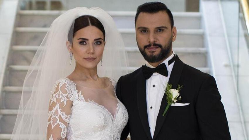 Buse Varol'dan eşi Alişan'a destek! 'Öpüşme sahnesi...'
