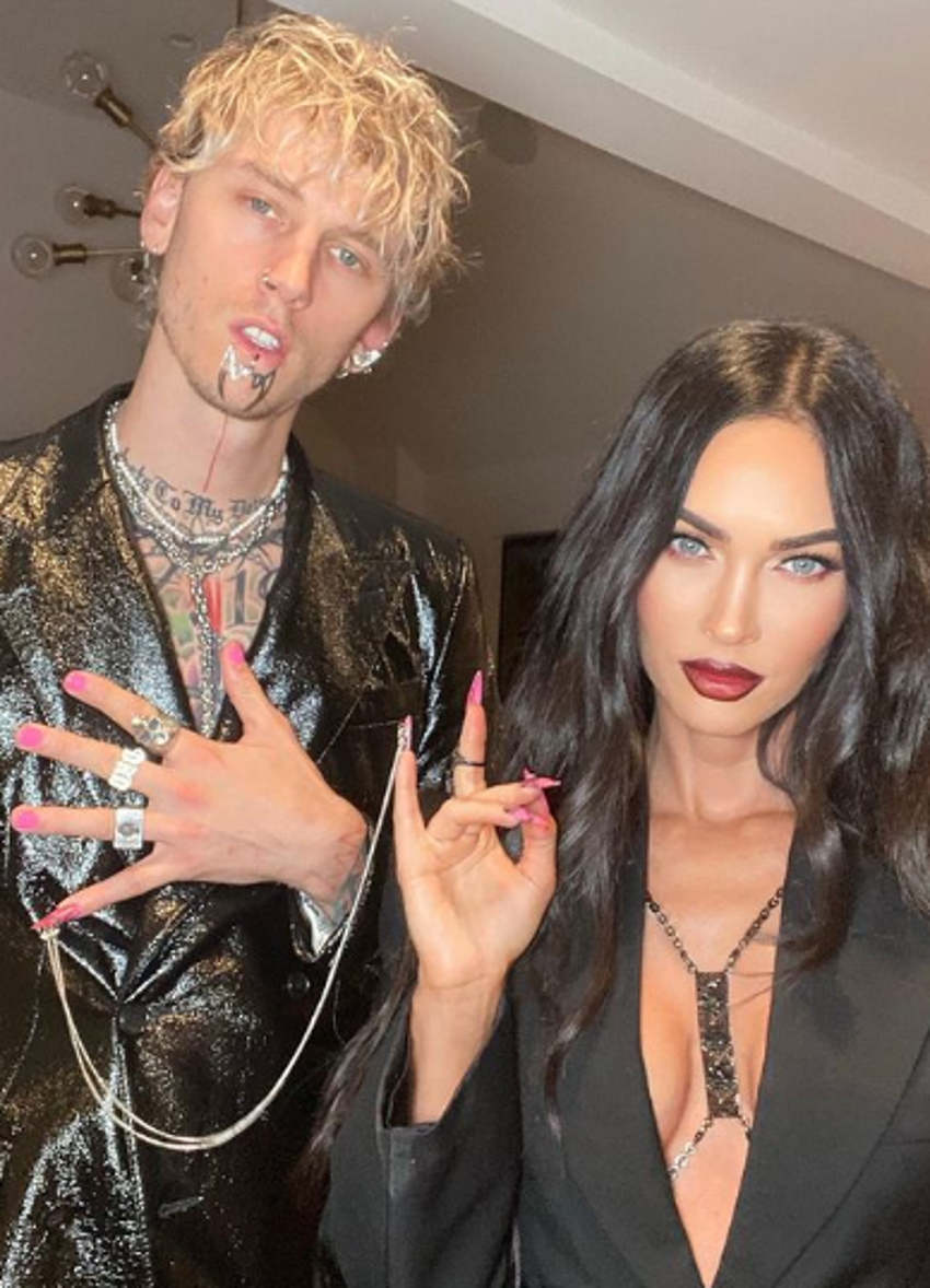 Machine Gun Kelly'den Megan Fox'a romantik evlilik teklifi!