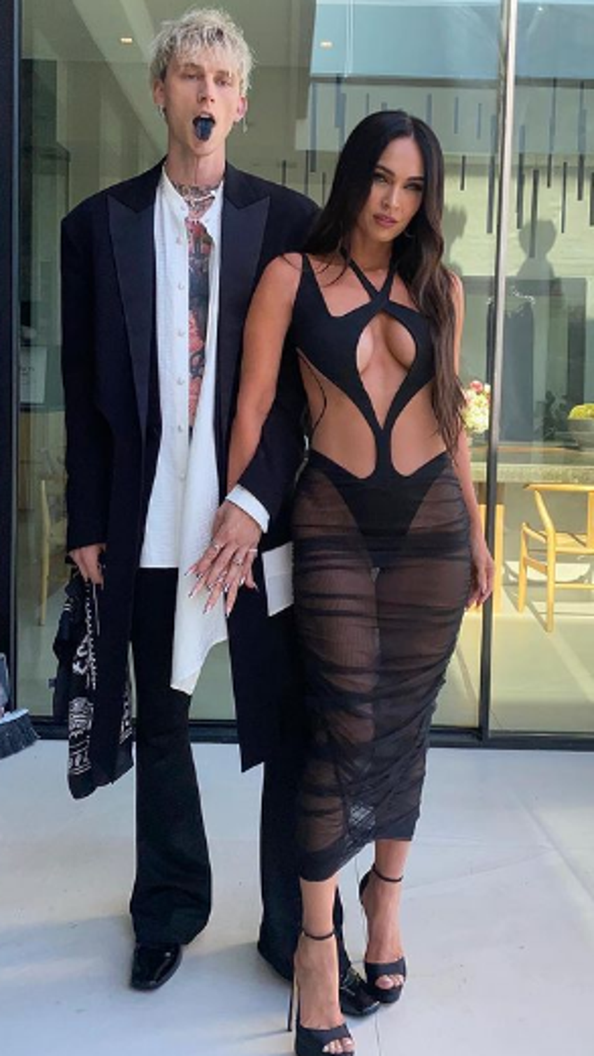Machine Gun Kelly'den Megan Fox'a romantik evlilik teklifi!
