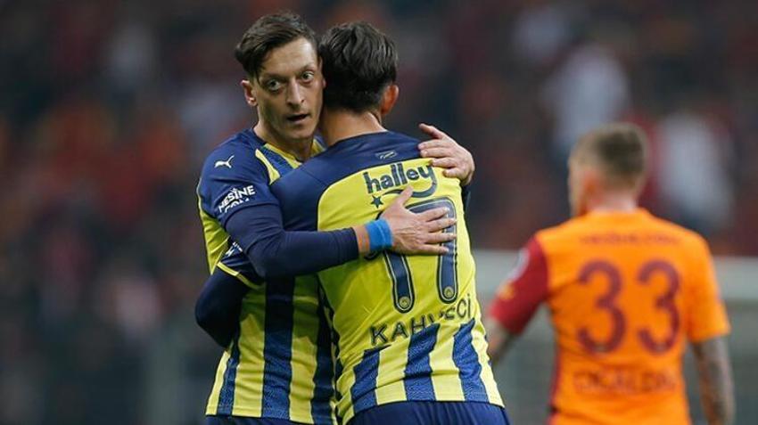 Fenerbahçe'de İsmail Kartal göreve başlar başlamaz flaş çağrı: Onu defterden silmeli! Mert Hakan Yandaş, Mesut Özil, İrfan Can Kahveci, Enner Valencia...