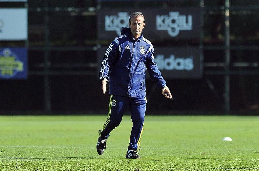 Fenerbahçe'de İsmail Kartal göreve başlar başlamaz flaş çağrı: Onu defterden silmeli! Mert Hakan Yandaş, Mesut Özil, İrfan Can Kahveci, Enner Valencia...