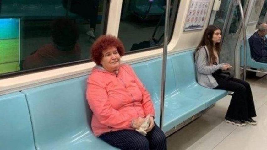 Ünlü oyuncu metroya bindi, o anları takipçileri ile paylaştı 