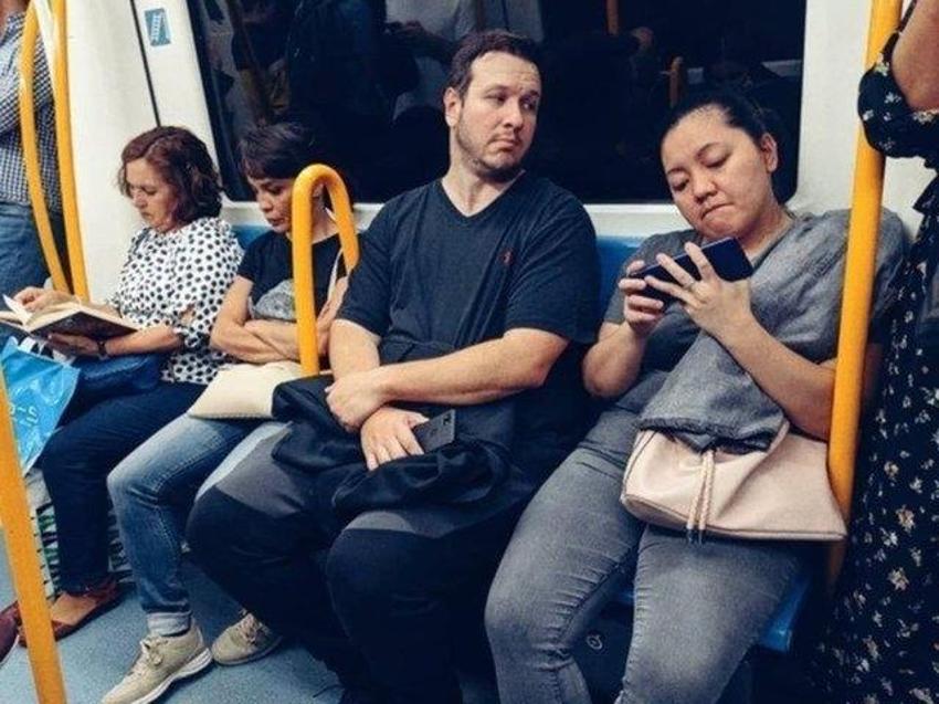 Ünlü oyuncu metroya bindi, o anları takipçileri ile paylaştı 