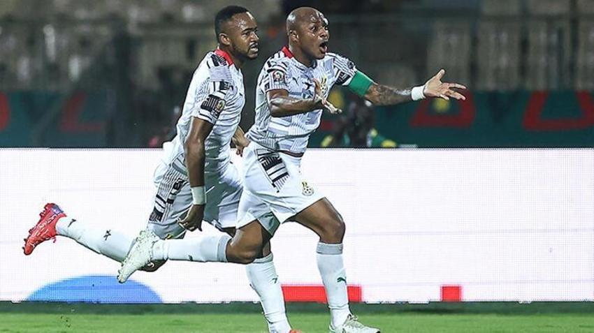 Süper Lig'in iki yıldızı Afrika Kupası'nı allak bullak etti! Yumruk yumruğa kavga