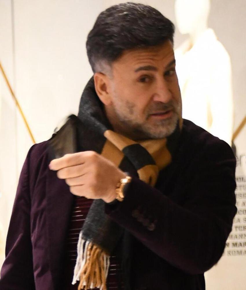 Gonca Vuslateri'den İzzet Yıldızhan'a montlu gönderme! 'Böğrüm gözüktü biraz'