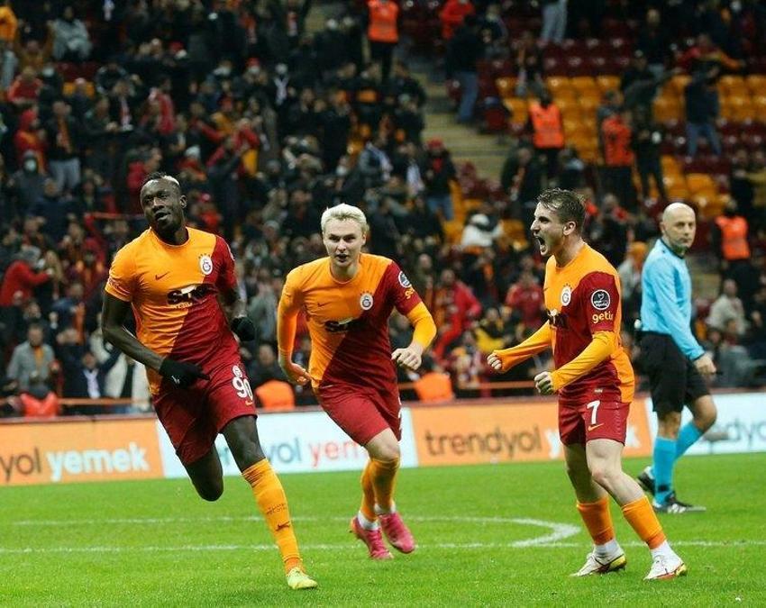 Pep Guardiola'dan Torrent'e ilk transfer kıyağı! Süper Lig'de oynayan yıldız futbolcu gelecek sezon Galatasaray'da!