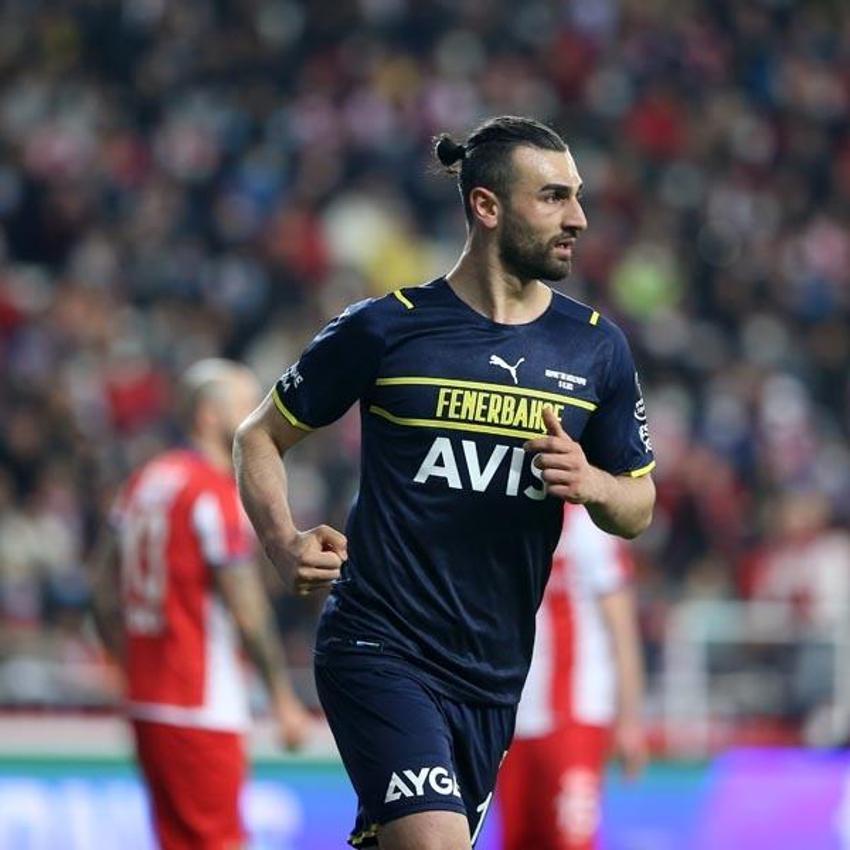 Vitor Pereira ne yaptıysa İsmail Kartal da aynısı yaptı! Fenerbahçe'de Mesut Özil krizi 'Ya sabır...'