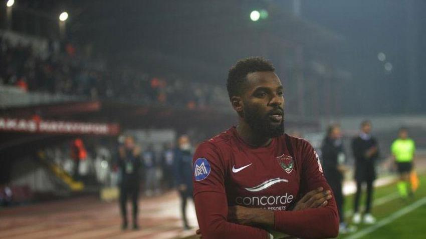 'İkisi de Fenerbahçe'nin golcüsü değil' dedi Ali Koç'tan 2 yıldız istedi! İşte İsmail Kartal'ın forvet raporu