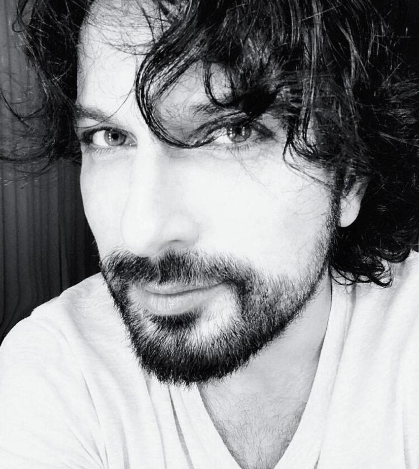 Tarkan sır gibi sakladığı şarkı için kesenin ağzını açtı!