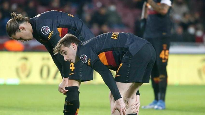 Önce İsmail Çipe'ye tepki gösterdiler ardından yıldız futbolcuyu topa tuttular 'Kıytırık bir futbolcusun...'