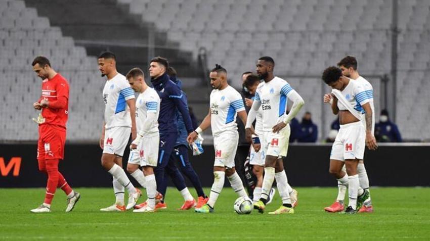 44 yıllık hasret sona erdi Fransa tribünlerinde Türk bayrağı açıldı! Cengiz Ünder'le Burak Yılmaz kapışması...