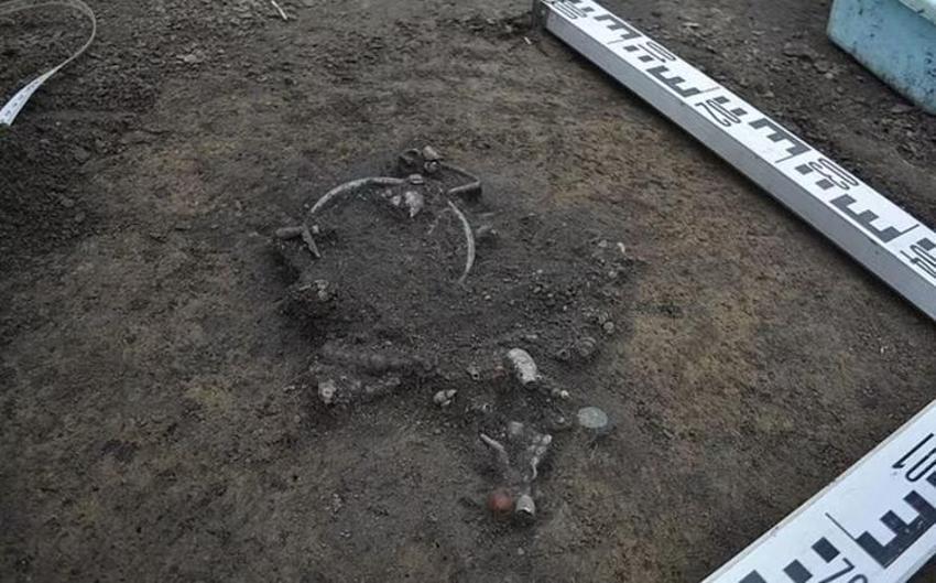 Altın sikkeler topraktan fışkırdı! Bugüne kadar keşfedilenlerin en büyüğü...