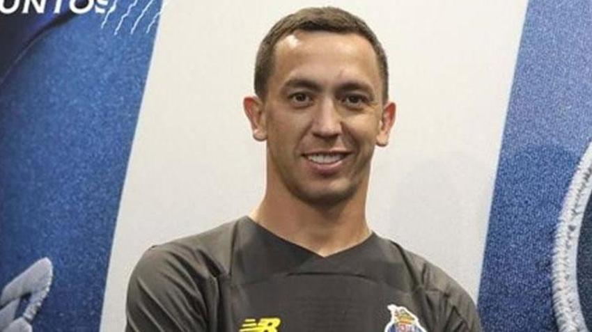 Domenec Torrent'ten Burak Elmas'a transfer kıyağı! İşte Galatasaray'a imza atacak ilk futbolcu! 'Pep'le konuşur...'