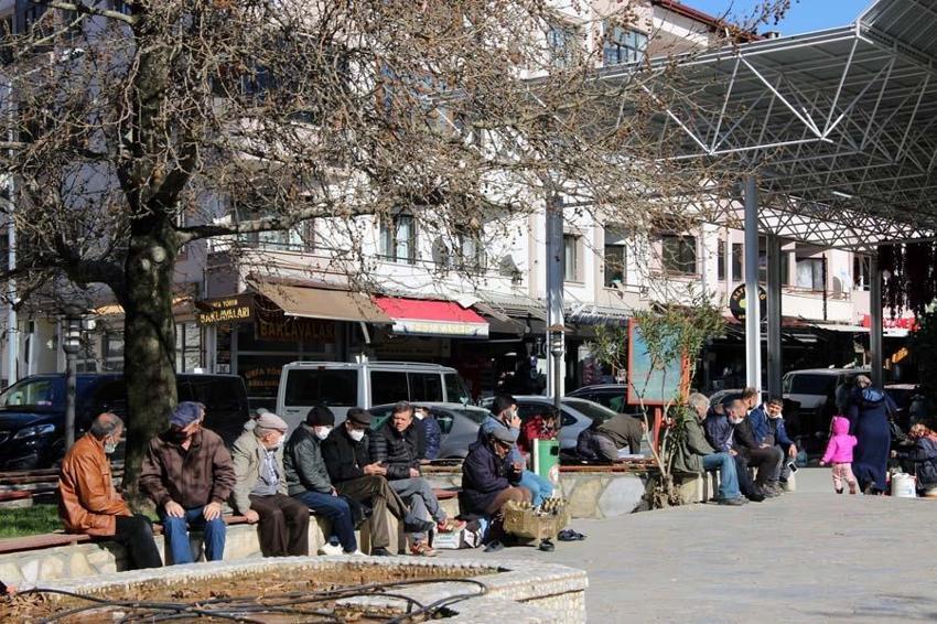 İllere göre haftalık vaka haritasını Bakan Koca paylaştı! İşte alarm veren 10 il...