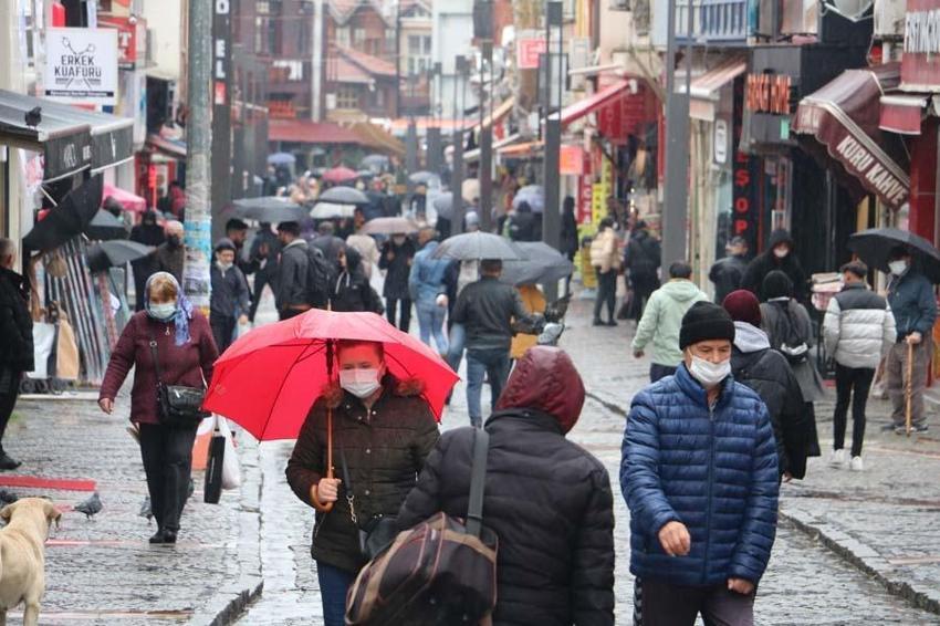 İllere göre haftalık vaka haritasını Bakan Koca paylaştı! İşte alarm veren 10 il...
