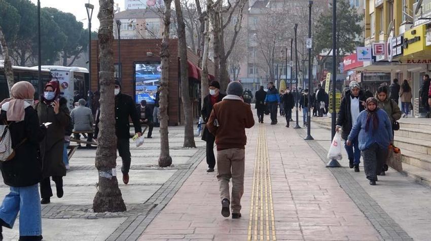 İllere göre haftalık vaka haritasını Bakan Koca paylaştı! İşte alarm veren 10 il...