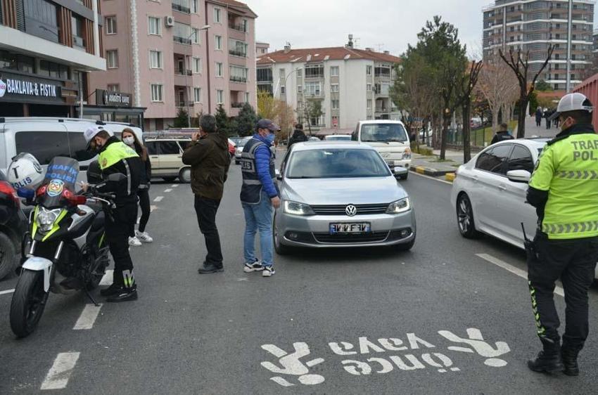 İllere göre haftalık vaka haritasını Bakan Koca paylaştı! İşte alarm veren 10 il...