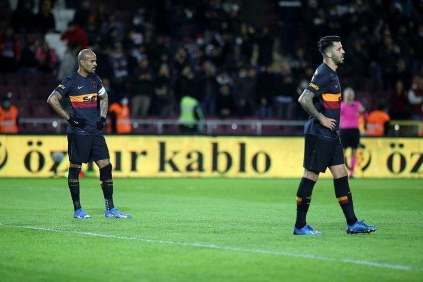 Fatih Terim'i gönderen Burak Elmas ve Torrent'e açık çağrı! 'Derhal gidin'