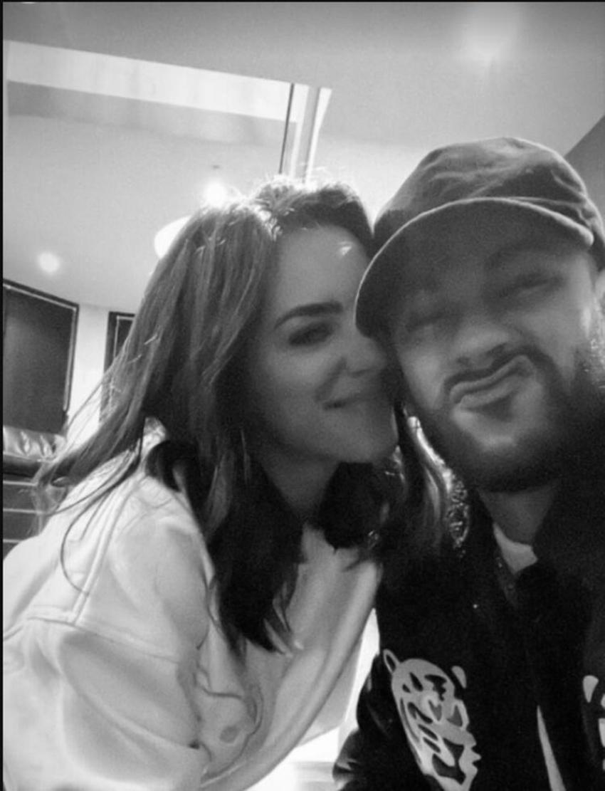 Neymar gizlediği sevgisi Instagram fenomeni çıktı