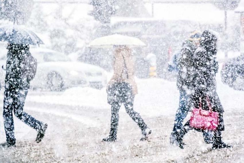 Kar yağışı çok kuvvetli olacak! Meteoroloji ve AKOM peş peşe uyardı! Sibirya soğukları geliyor, bu kez çok farklı günlerce...