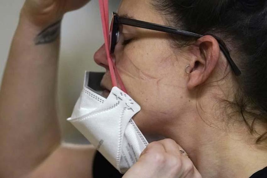 Omicron ile ilgili korkutan açıklamalar art arda geldi! Başa dönüyoruz: 'Açarken dikkat!'