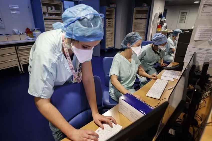 Omicron ile ilgili korkutan açıklamalar art arda geldi! Başa dönüyoruz: 'Açarken dikkat!'