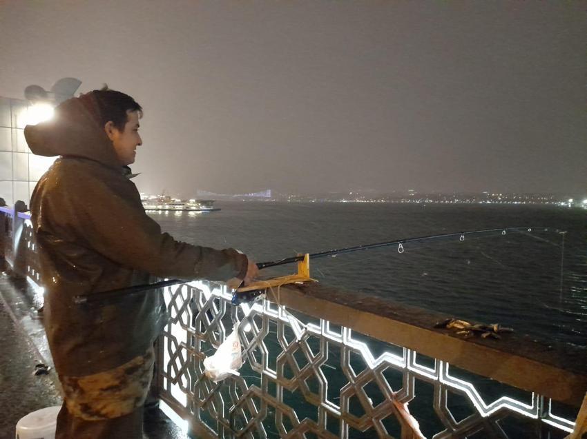 Kar başladı! Meteoroloji'den son dakika açıklaması! MGM özellikle uyarıp saat verdi, günlerce sürecek ve...