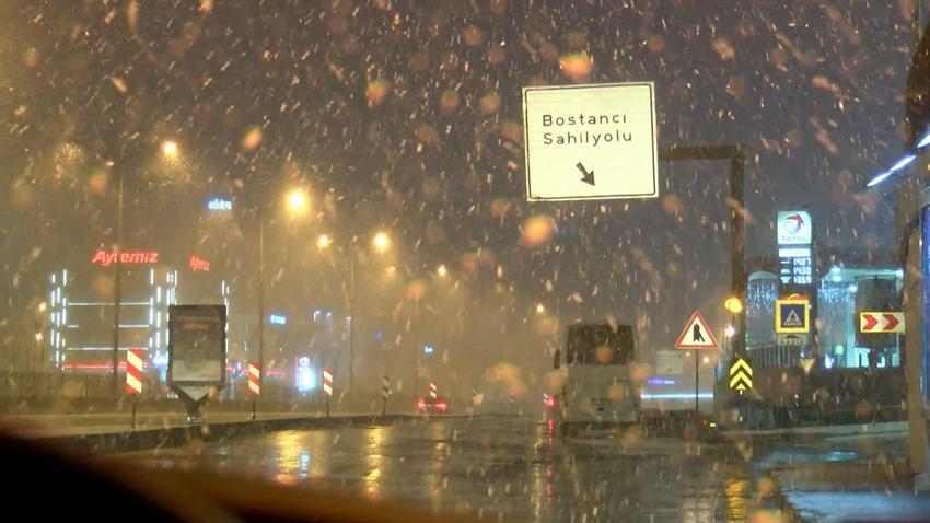 Kar başladı! Meteoroloji'den son dakika açıklaması! MGM özellikle uyarıp saat verdi, günlerce sürecek ve...