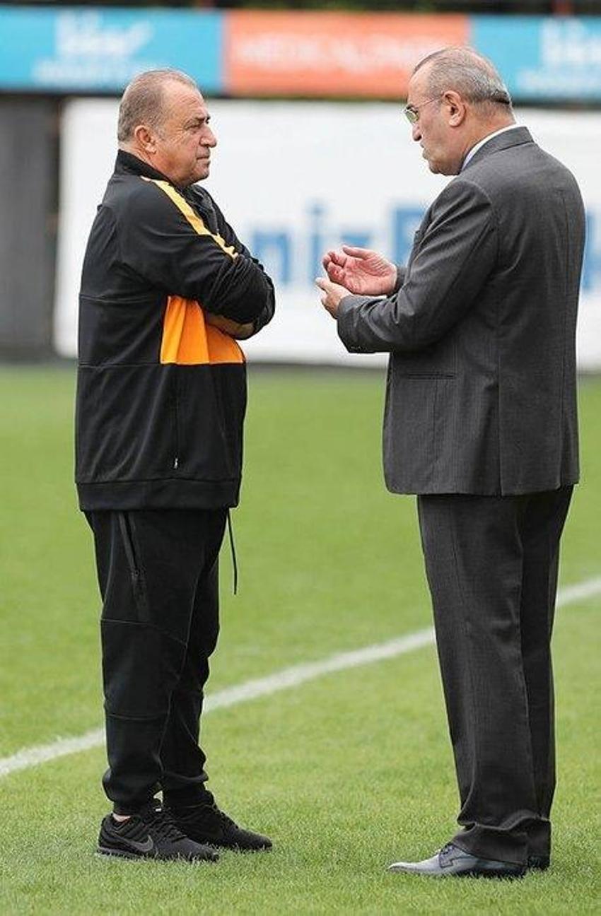 Fatih Terim'in ismini bir kez bile ağzına almadı! Burak Elmas'a gönderme! 'Mustafa Cengiz narkozdayken...'