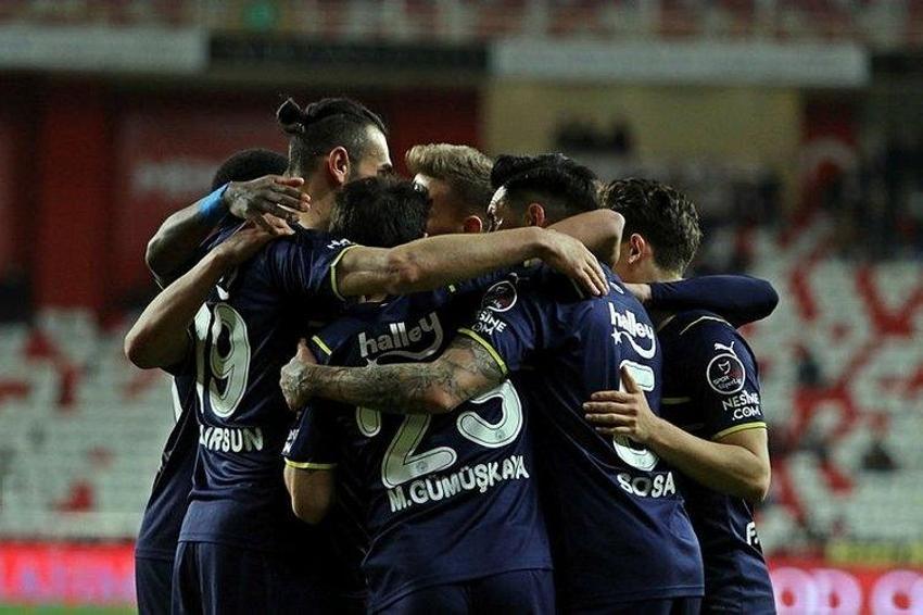 Yıldız futbolcu sosyal medyada paylaştı Ali Koç'un yeni transfer bombası ortaya çıktı! Kanat forvet geliyor