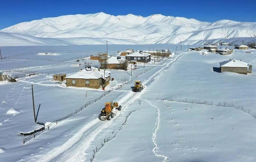 Araçlar kara gömüldü, binlerce kişi mahsur kaldı! Gaziantep Valisi'nden flaş açıklama