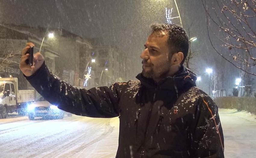 Araçlar kara gömüldü, binlerce kişi mahsur kaldı! Gaziantep Valisi'nden flaş açıklama
