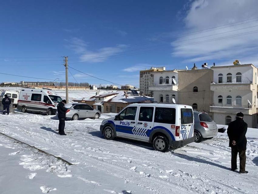 Araçlar kara gömüldü, binlerce kişi mahsur kaldı! Gaziantep Valisi'nden flaş açıklama