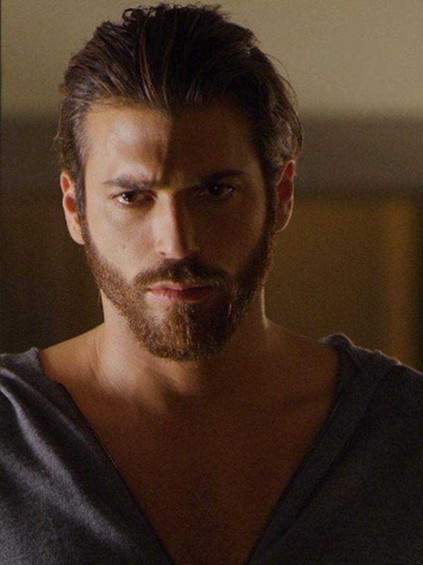 Can Yaman'ın İtalya'da konuk olduğu programdan kazandığı para dudak uçuklattı!