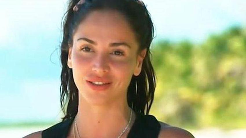 Survivor Berna Keklikler'in kardeşi görenleri büyüledi! Meğer tescilli güzelmiş...