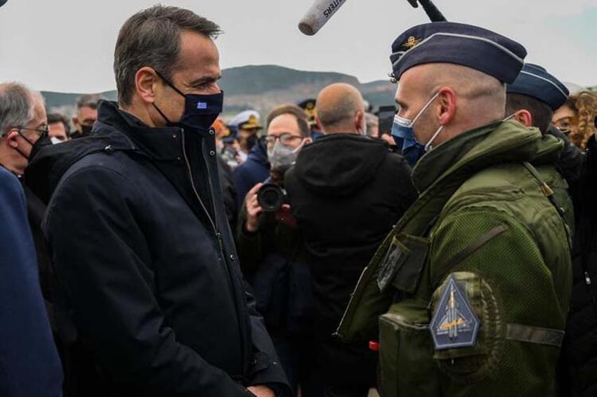 Yunanistan'da Rafale bayramı! Atina Türkiye korkusuyla almıştı....