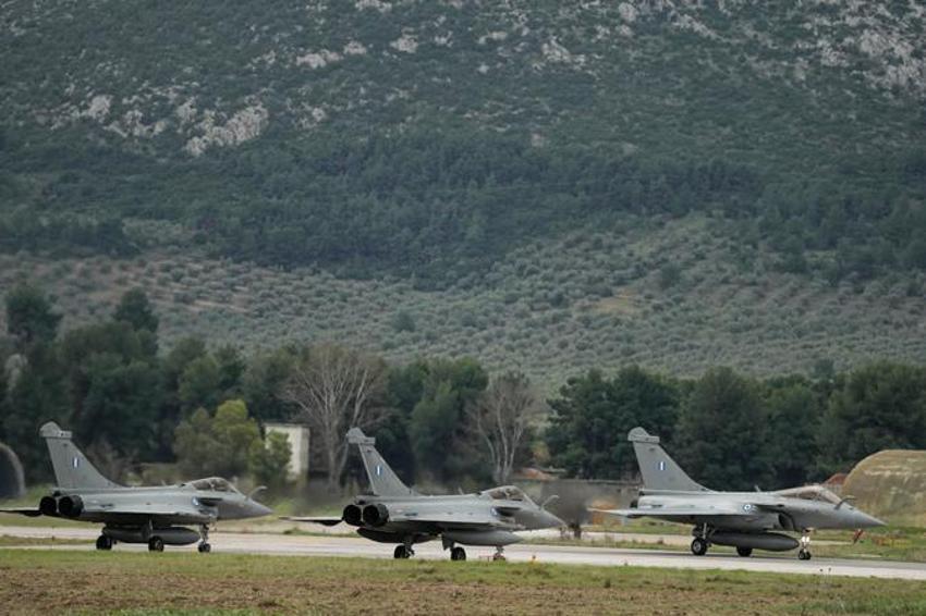 Yunanistan'da Rafale bayramı! Atina Türkiye korkusuyla almıştı....