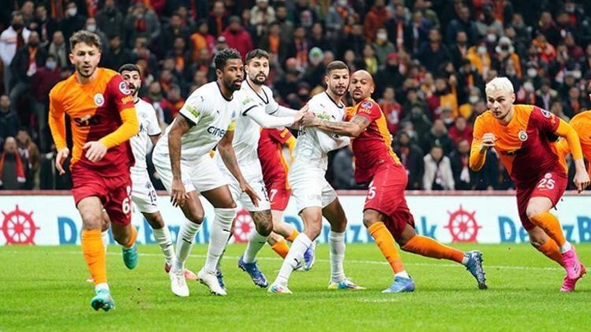 Galatasaray - Kasımpaşa maçında ortalık karıştı! Tepetaklak oldular, taraftar çılgına döndü! Tek tek yırttılar, Burak Elmas'a tepki, Fatih Terim'e destek...