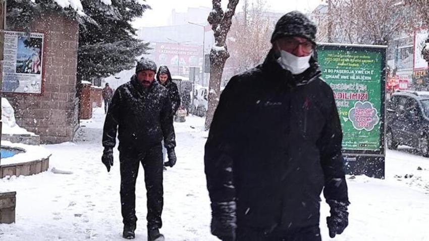 Kar geliyor! Meteoroloji son dakika uyardı! Günlerce kuvvetli olacak, sıcaklıklar eksiye düşüyor! İzlanda kışı vuracak! İstanbul, Ankara ve birçok ilde...