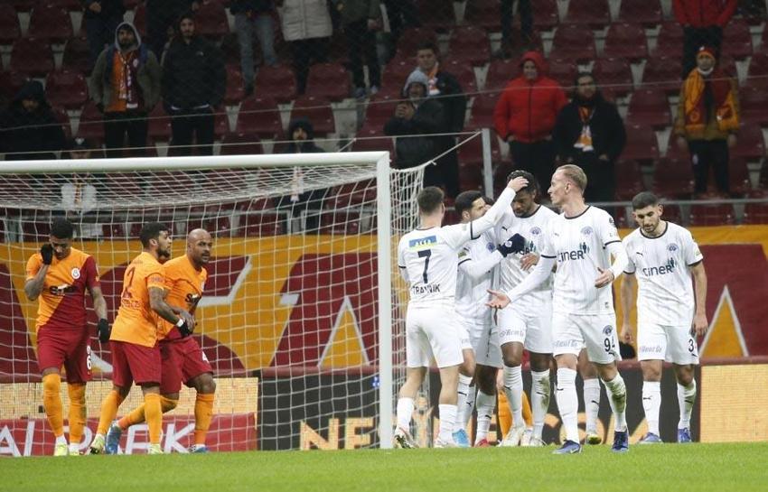 Terim'i gönderip Torrent'e imza attırmıştı! Elmas'a olay yaratan sözler! 'Sen ve avanelerin kına yaksın'