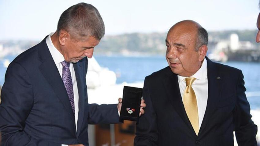 Fatih Terim'e 'Burak Elmas'a güvenme diye yalvardım' dedi Faruk Süren araya girdi Galatasaray'ın yeni yöneticisi netleşti!