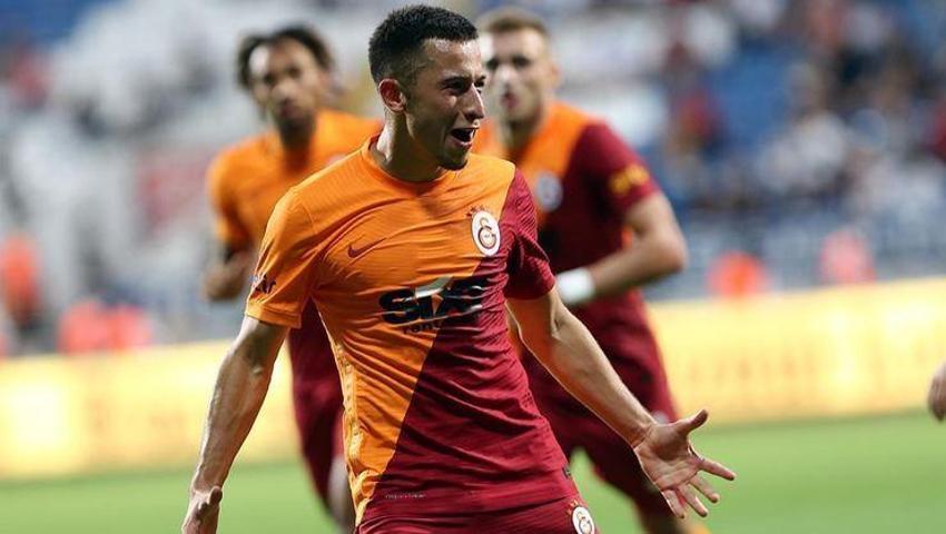 Galatasaray'da gece yarısı operasyonu! Ayrılık resmen açıklandı 2 futbolcu eşyalarını topladı!