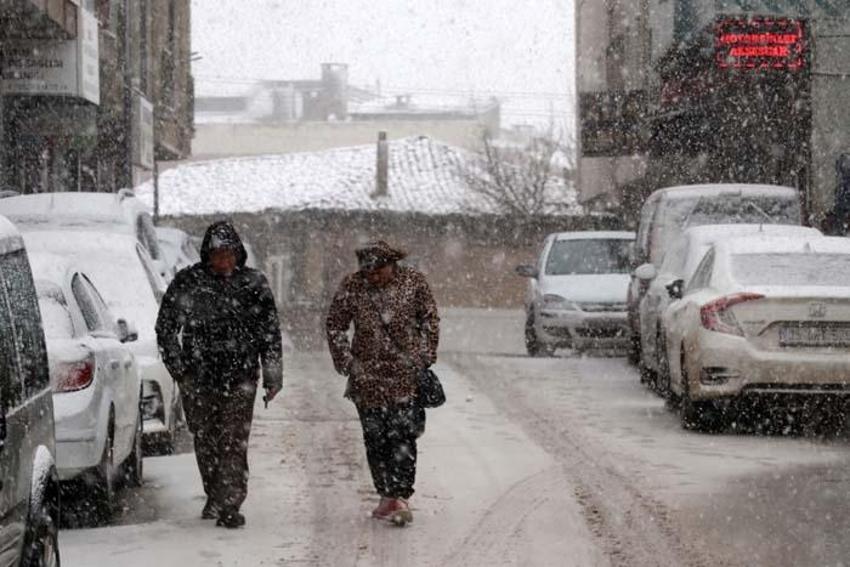 Son dakika kar yağışı açıklaması! 51 il için alarm verildi, Meteoroloji ve AFAD'dan flaş uyarı! Cumartesi ve pazar günü...