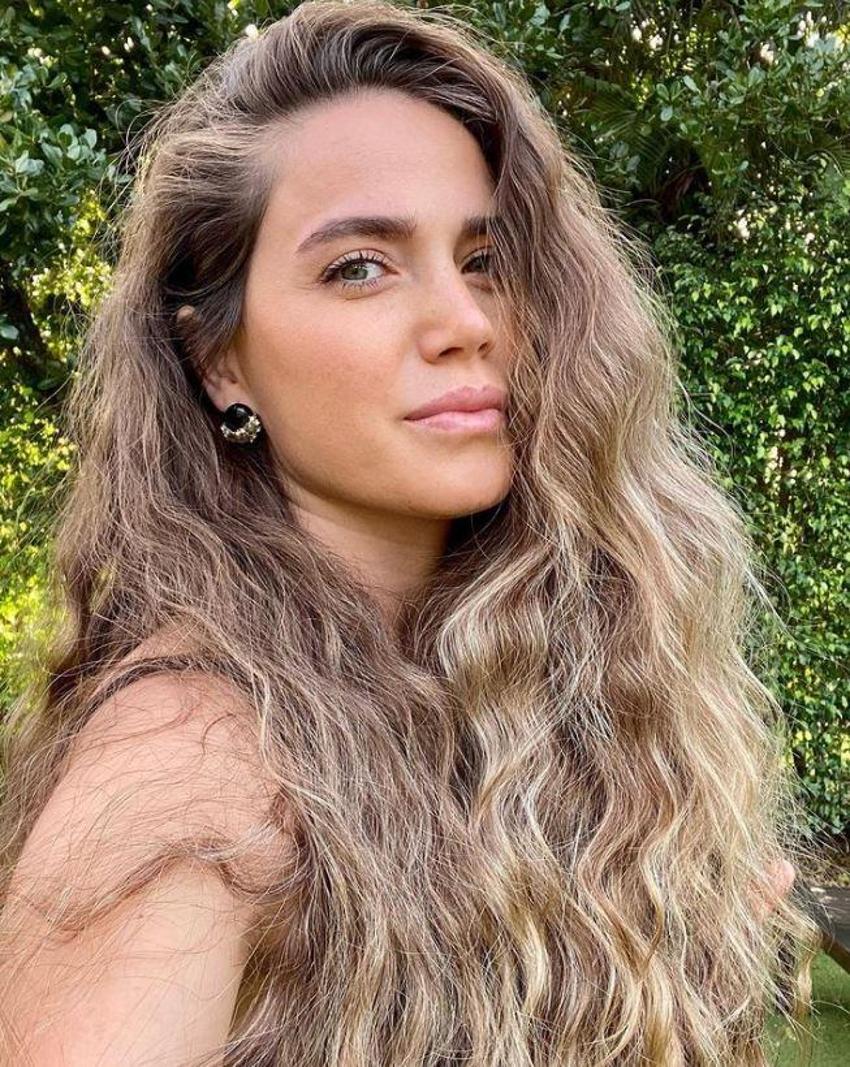 Ceyda Ateş 2 sene sonra İstanbul'a döndü! Sebebini açıkladı