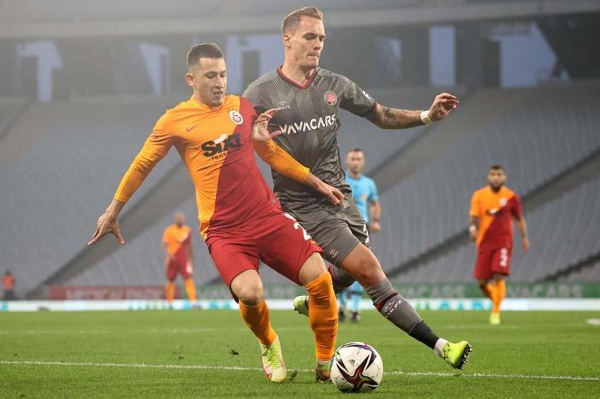 Galatasaray'da Olimpiu Morutan ayrılıyor mu? Menajerinden transfer açıklaması...